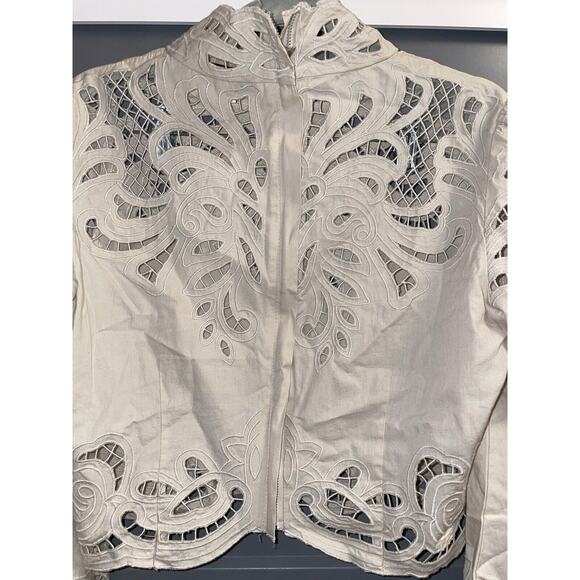 INTERMIX Jasmine Organic Cotton Detailed Lace Zip Up Back Fitted Cuff Blouse 6 - Picture 9 of 12